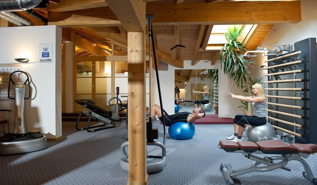 Hotel Post Sport- Und Wellness Samnaun Exterior foto